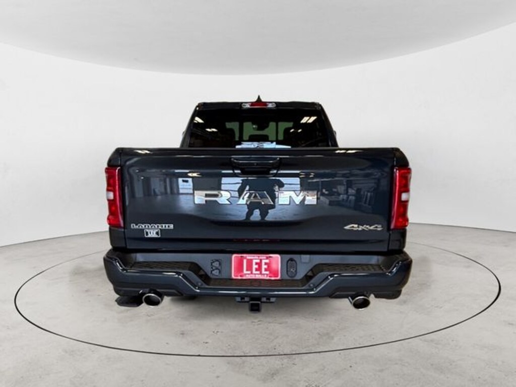 New 2027 Ram 1500 LARAMIE CREW CAB 4X4 5'7 BOX Pickup