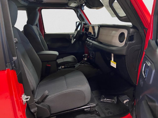 2026 Jeep Wrangler 2-Door Willys - Photo 15
