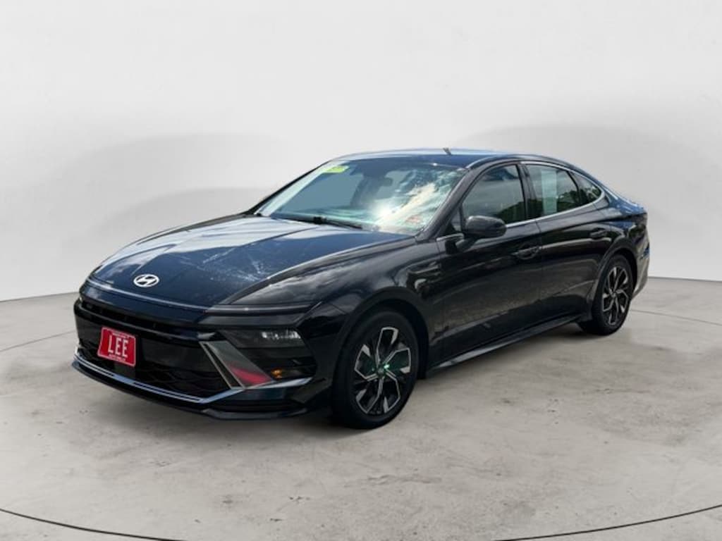Used 2024 Hyundai Sonata SEL Sedan