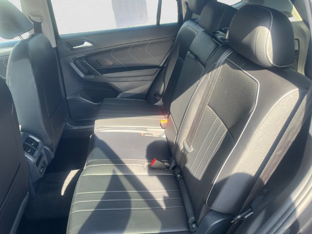 2024 Volkswagen Tiguan SE - Photo 12