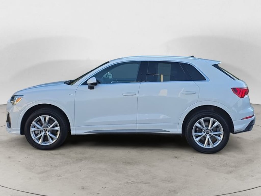 Used 2025 Audi Q3 Premium SUV
