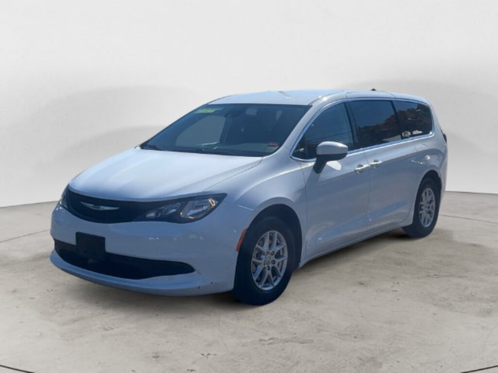 Used 2023 Chrysler Voyager LX Minivan/Van