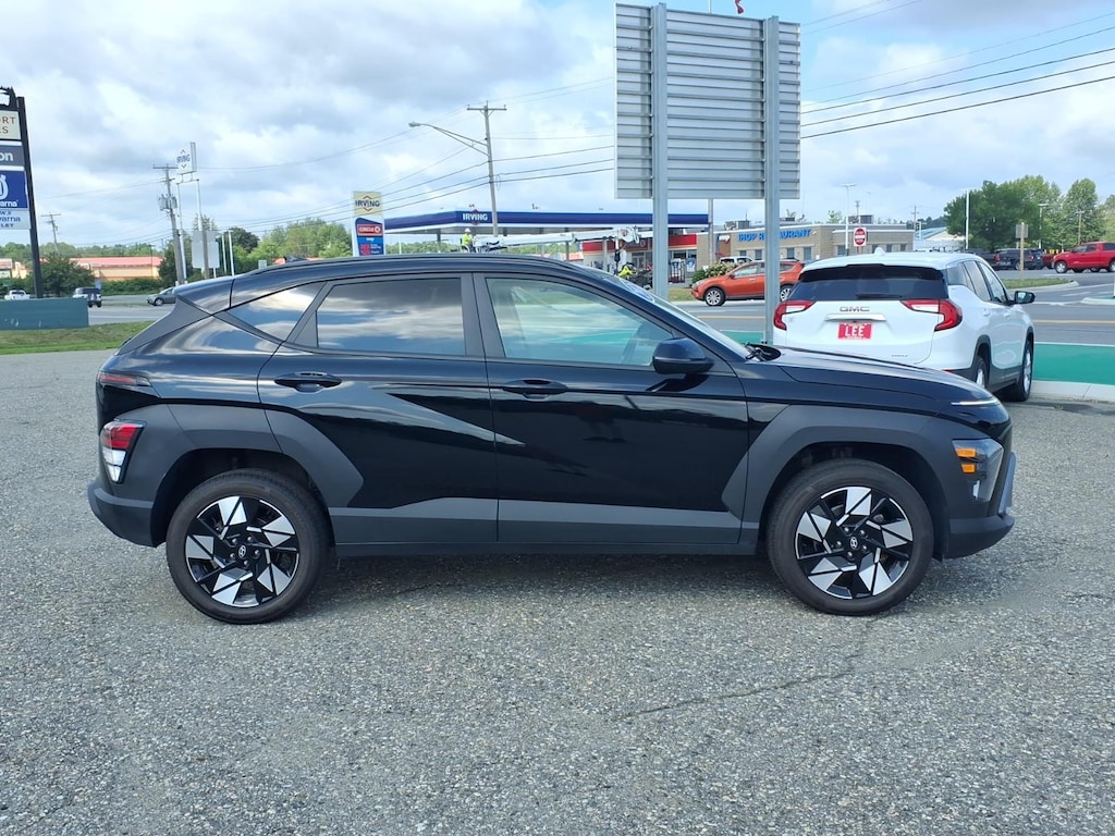 Used 2025 Hyundai Kona SEL SUV