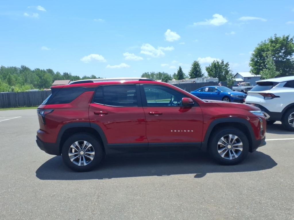 Used 2025 Chevrolet Equinox LT SUV