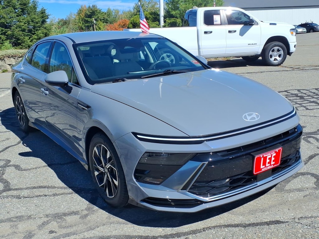 Used 2025 Hyundai Sonata SEL Sedan