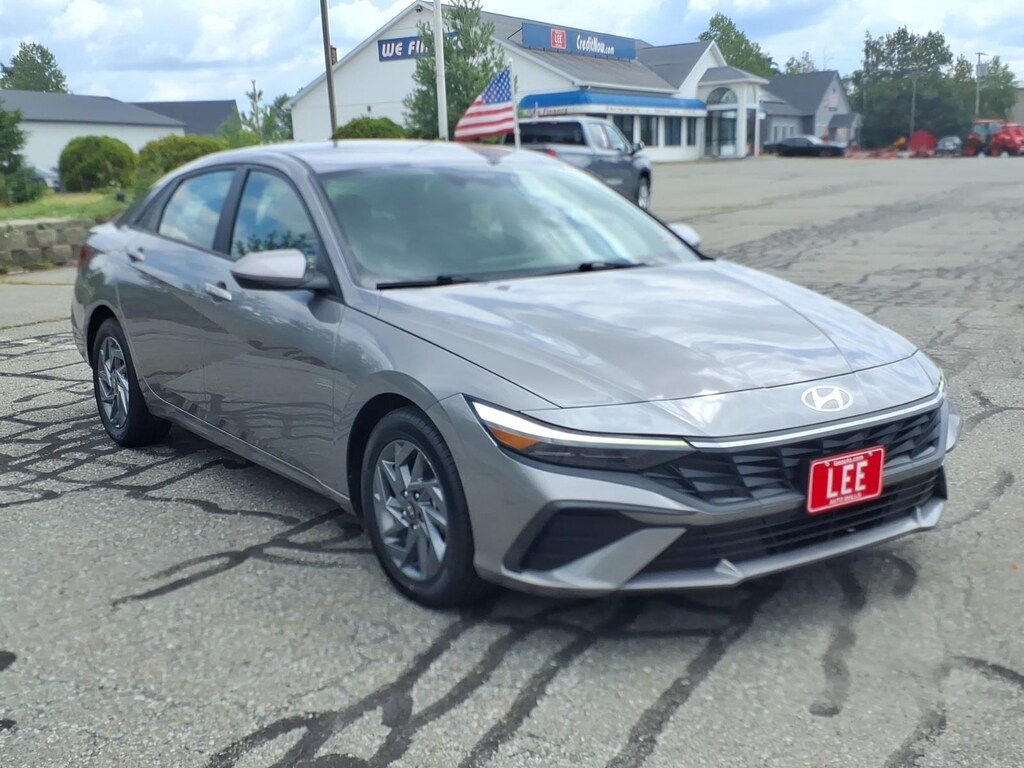 Used 2024 Hyundai Elantra SEL Sedan