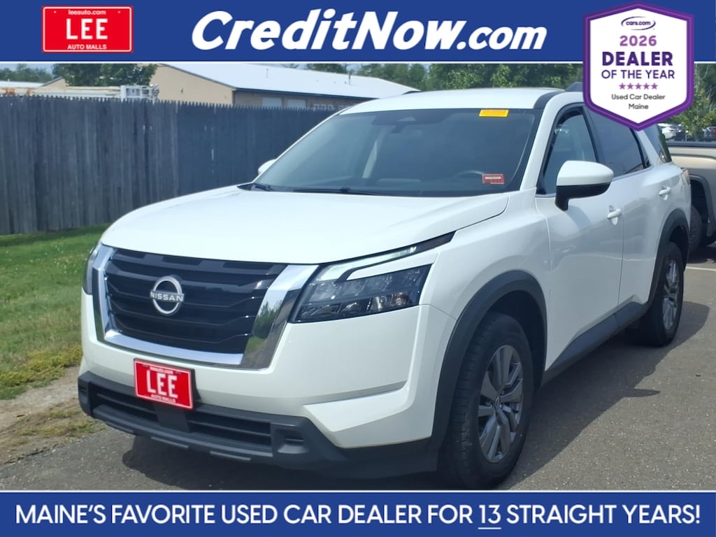 Used 2025 Nissan Pathfinder SV SUV