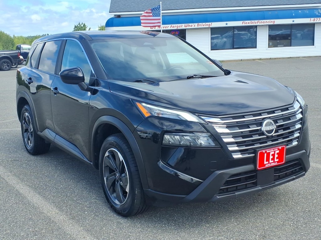 Used 2025 Nissan Rogue SV SUV