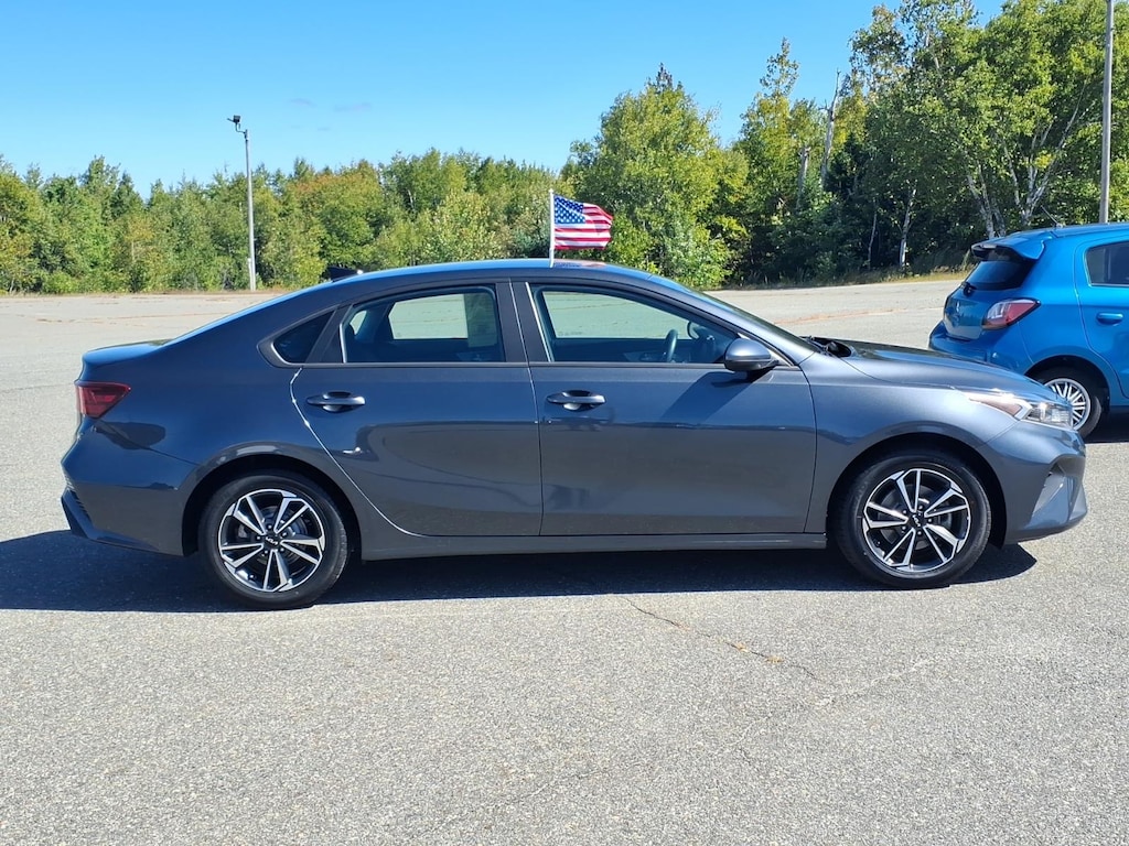Used 2024 Kia Forte LXS Sedan