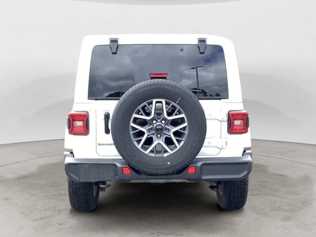 Certified 2025 Jeep Wrangler Sahara SUV