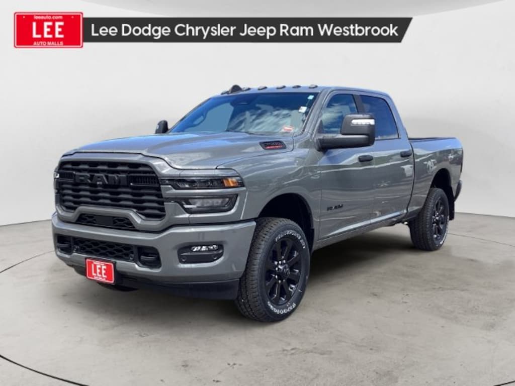 New 2026 Ram 2500 BIG HORN CREW CAB 4X4 6'4 BOX Pickup