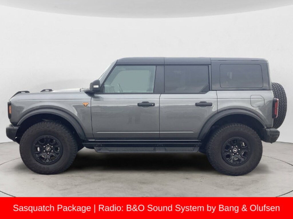 Used 2025 Ford Bronco Badlands SUV