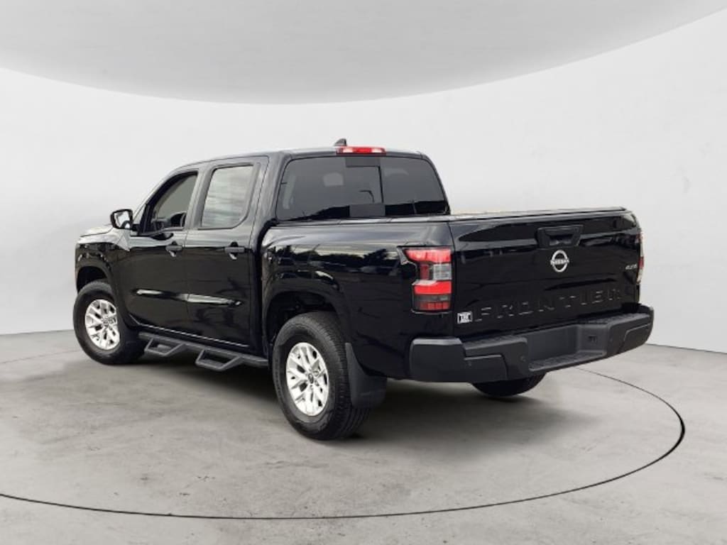 Used 2025 Nissan Frontier S Truck