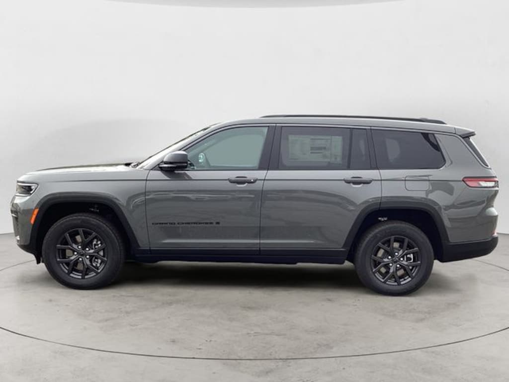 New 2027 Jeep Grand Cherokee L Laredo Altitude Sport Utility