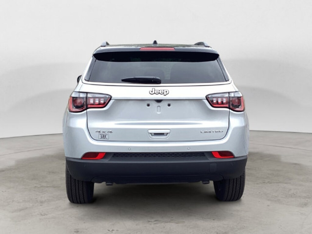 New 2026 Jeep Compass LIMITED 4X4 Sport Utility