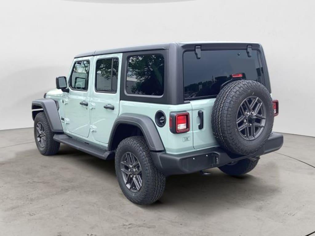 New 2026 Jeep Wrangler 4-DOOR SPORT S Sport Utility