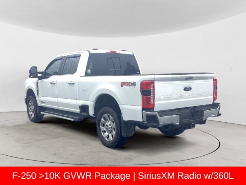 Used 2024 Ford F-250SD Lariat Truck