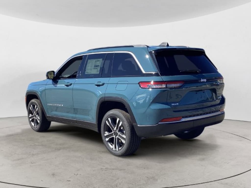 New 2027 Jeep Grand Cherokee LIMITED 4X4 Sport Utility