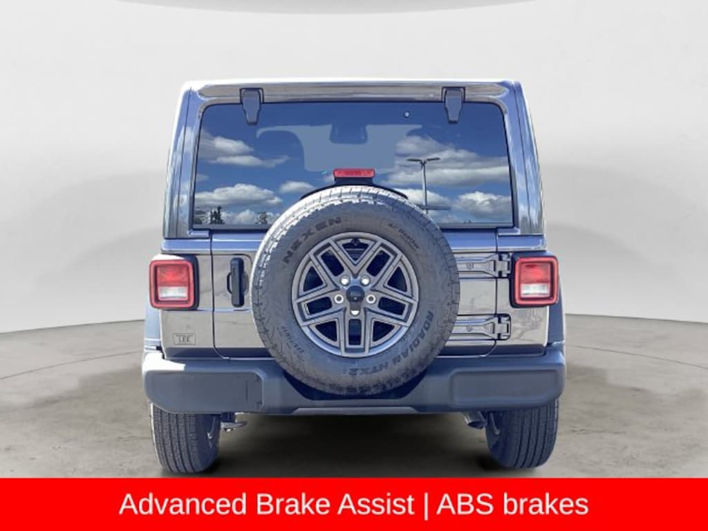 New 2026 Jeep Wrangler 4-DOOR SPORT S Sport Utility