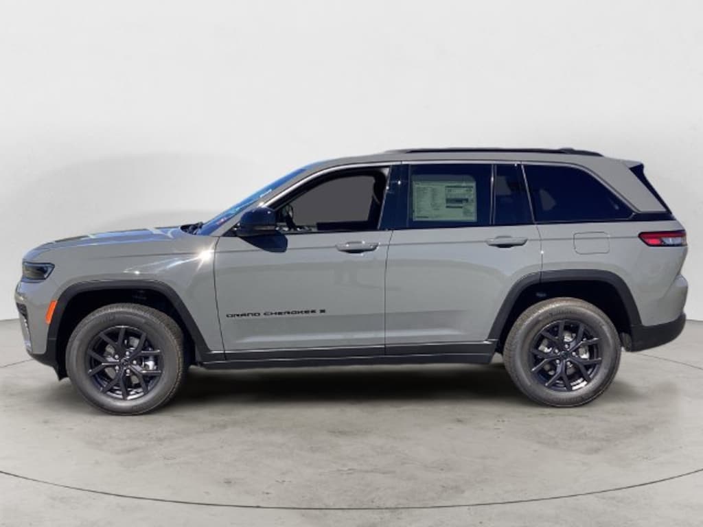 New 2027 Jeep Grand Cherokee LAREDO ALTITUDE 4X4 Sport Utility