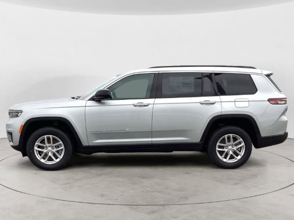New 2026 Jeep Grand Cherokee L LAREDO X 4X4 Sport Utility
