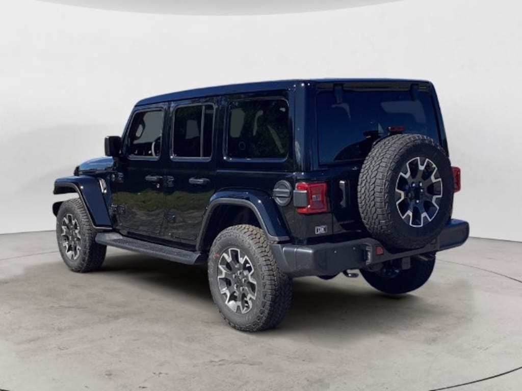 New 2027 Jeep Wrangler 4-DOOR SAHARA Sport Utility