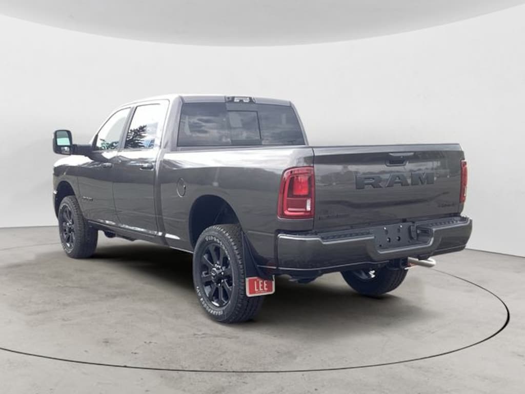New 2026 Ram 2500 LARAMIE CREW CAB 4X4 6'4 BOX Pickup