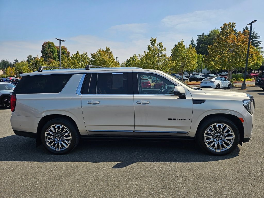 Used 2023 GMC Yukon XL Denali Ultimate SUV