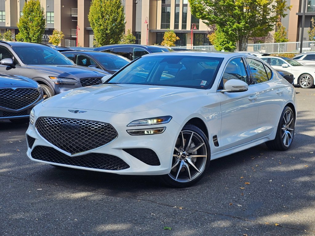 2025 GENESIS G70 Standard