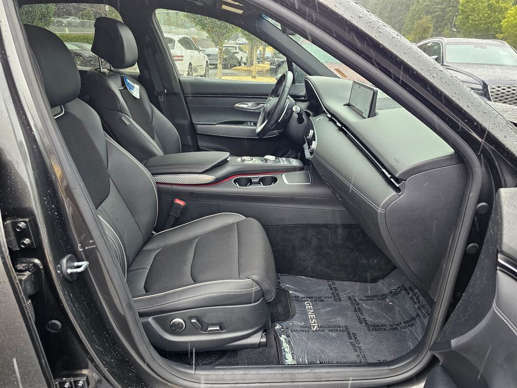 2025 GENESIS GV70 Sport - Photo 29
