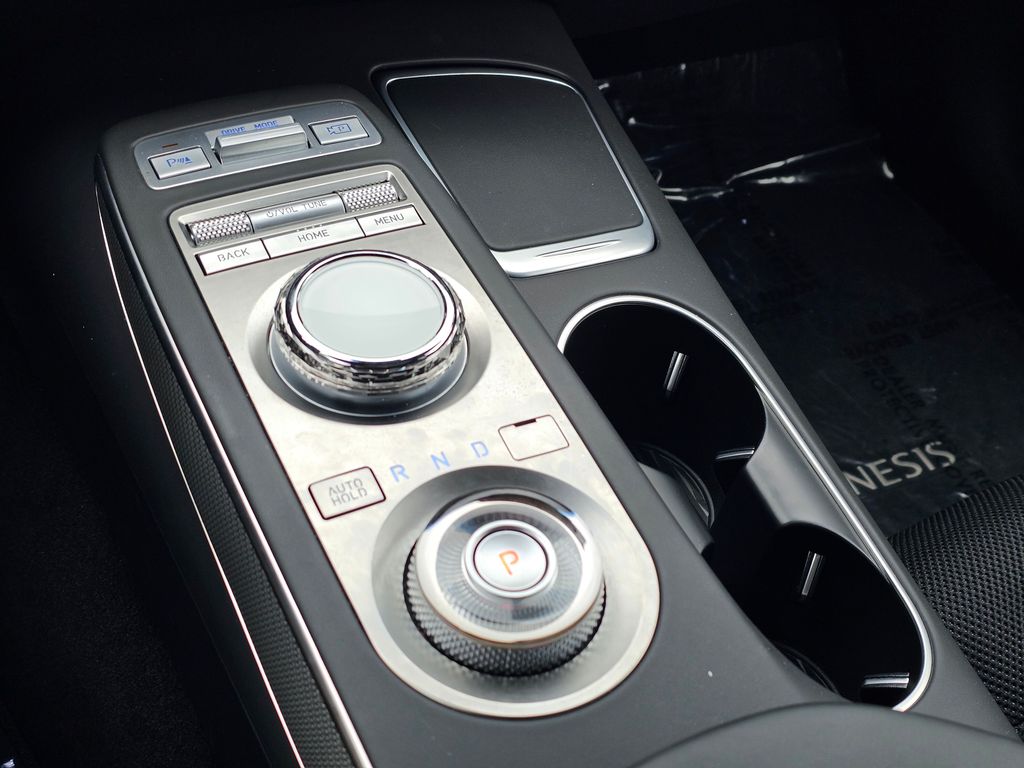 2025 GENESIS GV70 Sport - Photo 19