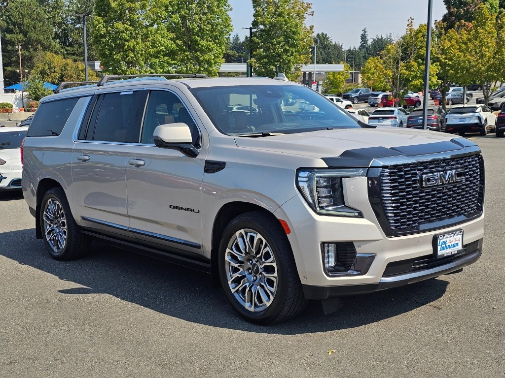 Used 2023 GMC Yukon XL Denali Ultimate SUV