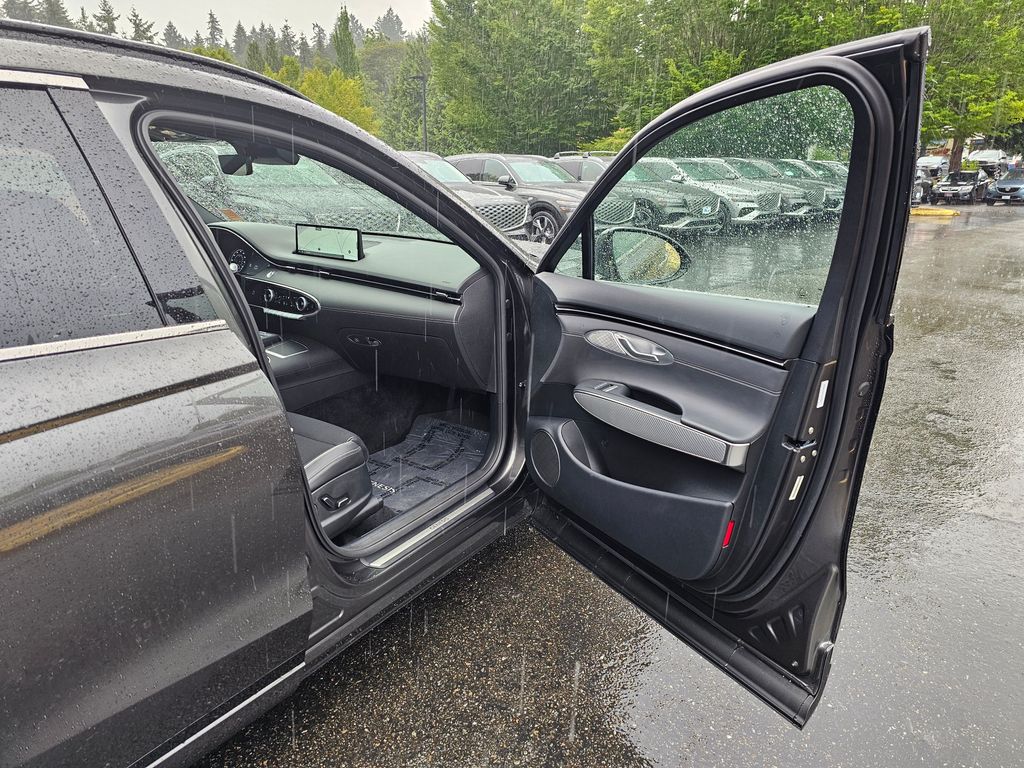 2025 GENESIS GV70 Sport - Photo 28