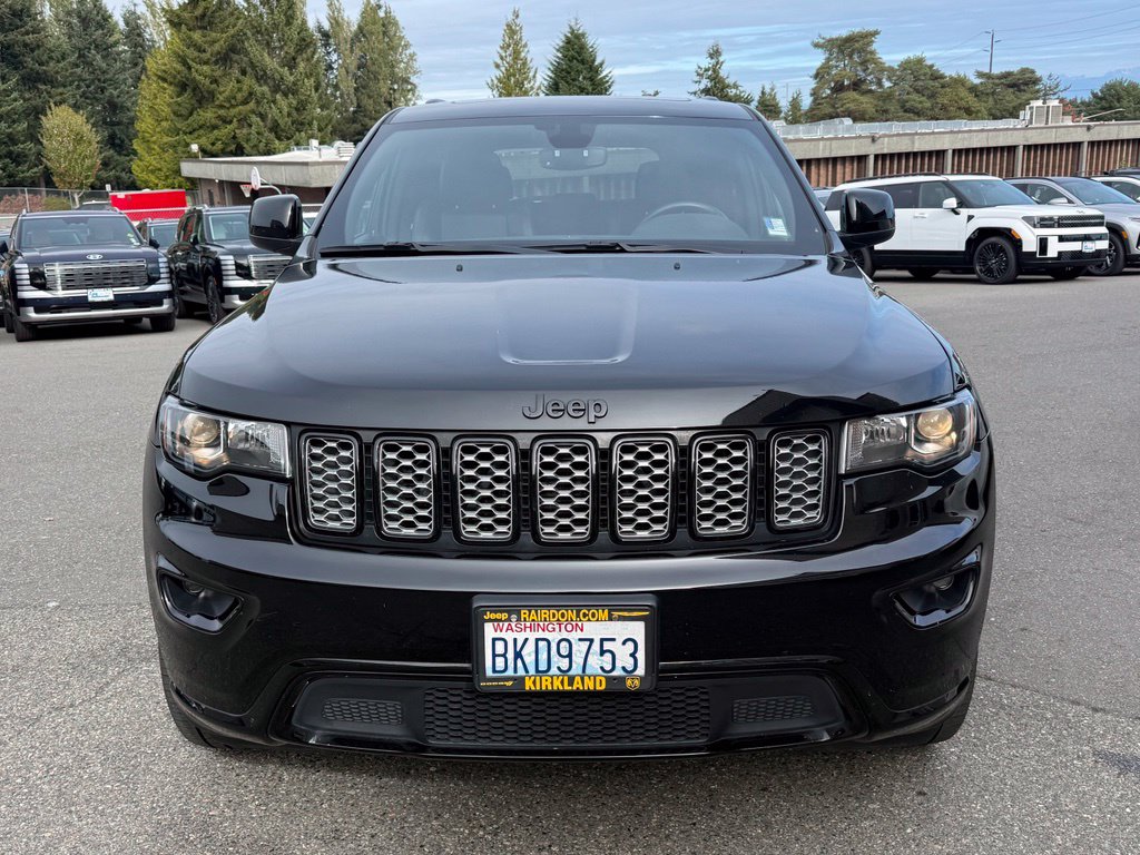 Used 2018 Jeep Grand Cherokee Altitude SUV