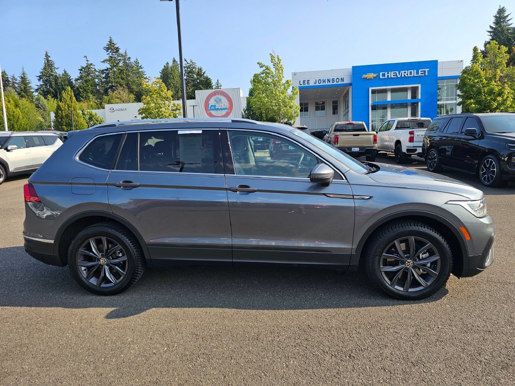 Used 2022 Volkswagen Tiguan 2.0T SE SUV