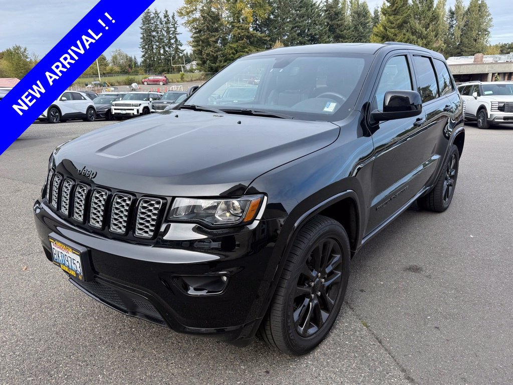Used 2018 Jeep Grand Cherokee Altitude SUV
