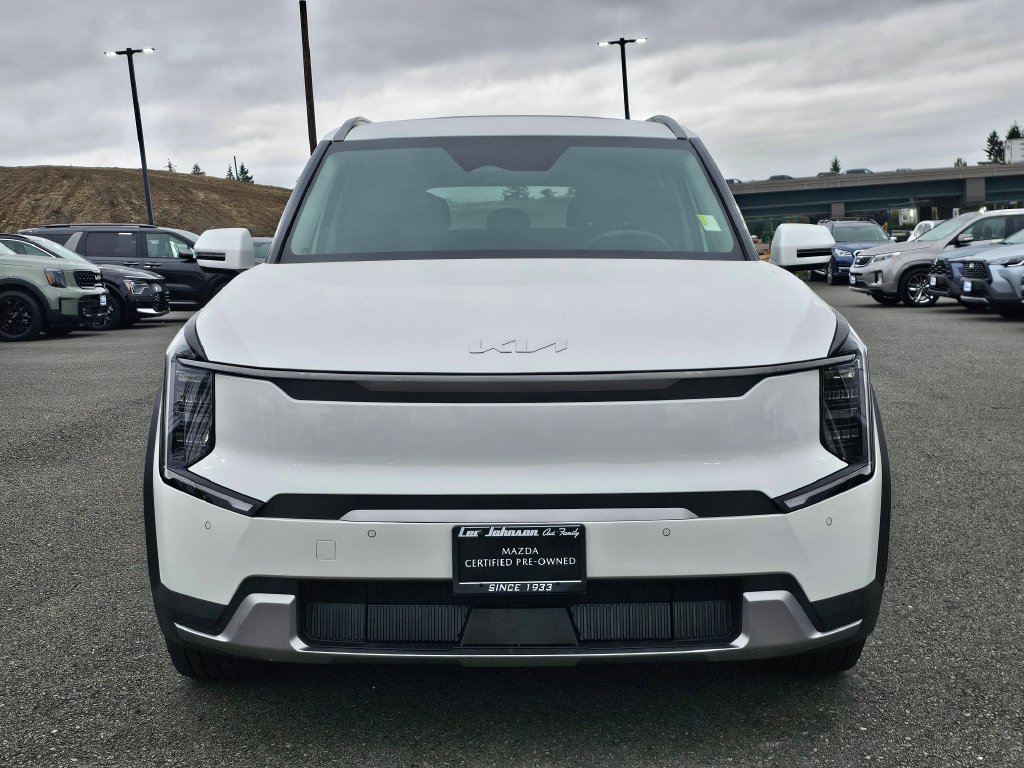 Used 2024 Kia EV9 Wind SUV
