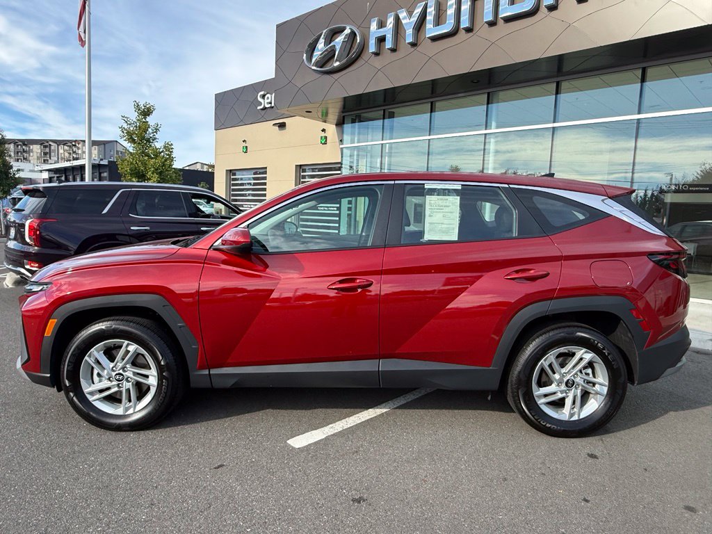 Certified 2025 Hyundai Tucson SE SUV