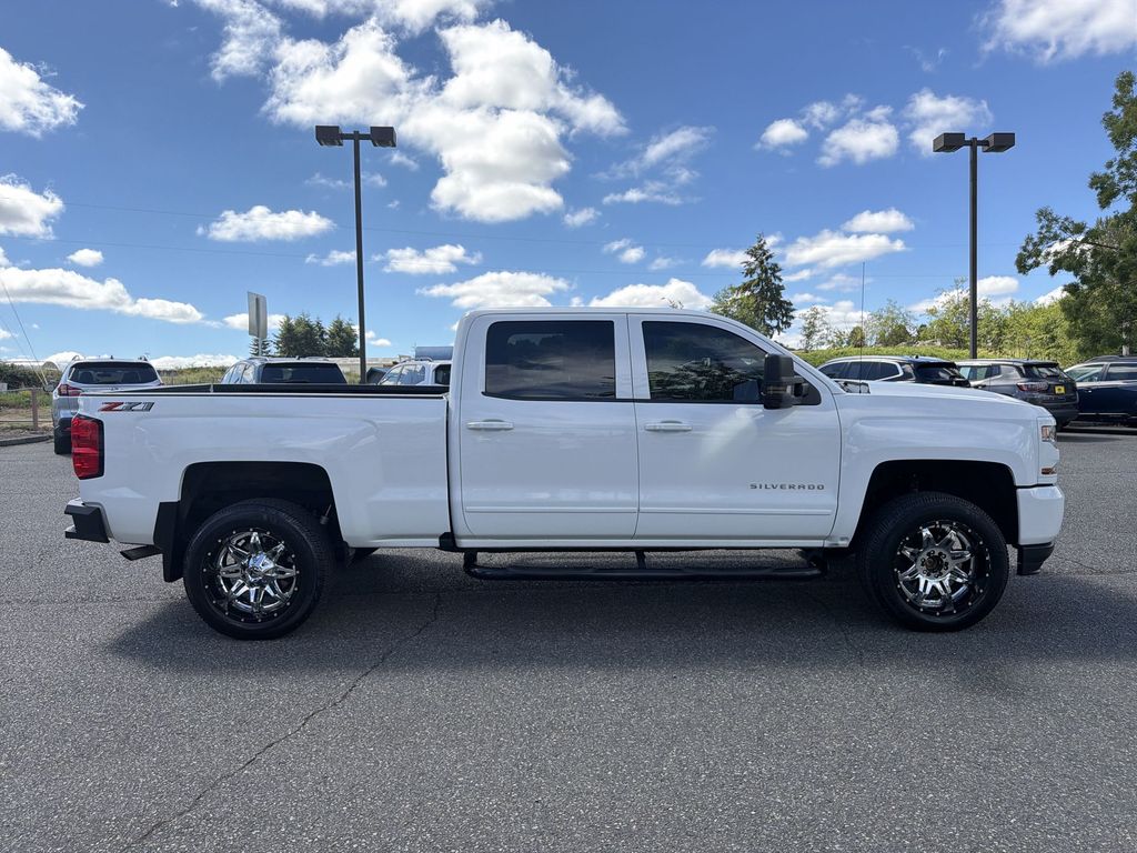 Used 2018 Chevrolet Silverado 1500 LT Truck