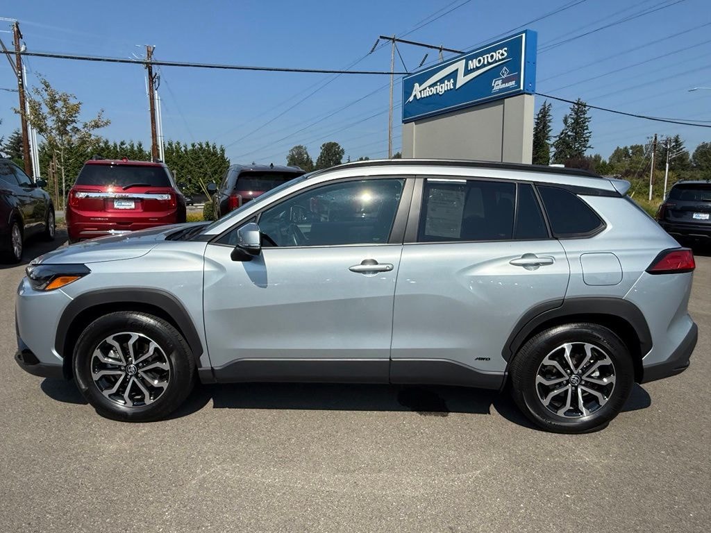 Used 2023 Toyota Corolla Cross Hybrid SE SUV