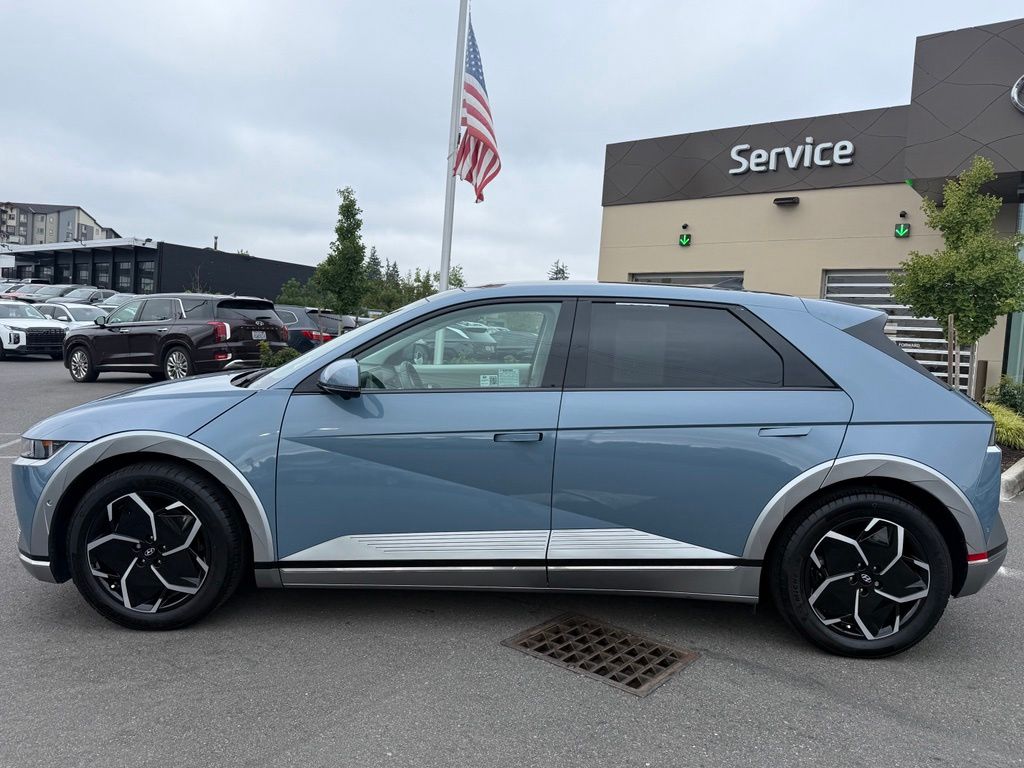 Certified 2024 Hyundai IONIQ 5 Limited with VIN KM8KR4DE1RU301387 for sale in Everett, WA