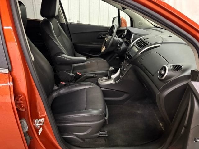 Photo 12