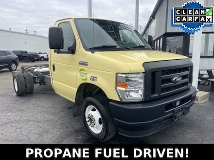 2021 Ford E-Series Cutaway E-450 DRW