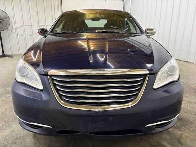 Used 2014 Chrysler 200 Limited with VIN 1C3CCBCG2EN176586 for sale in Van Wert, OH