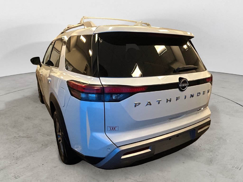 Used 2024 Nissan Pathfinder SL SUV