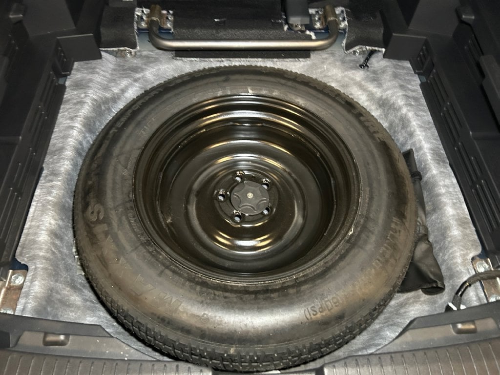 2025 Nissan Rogue SV - Photo 20