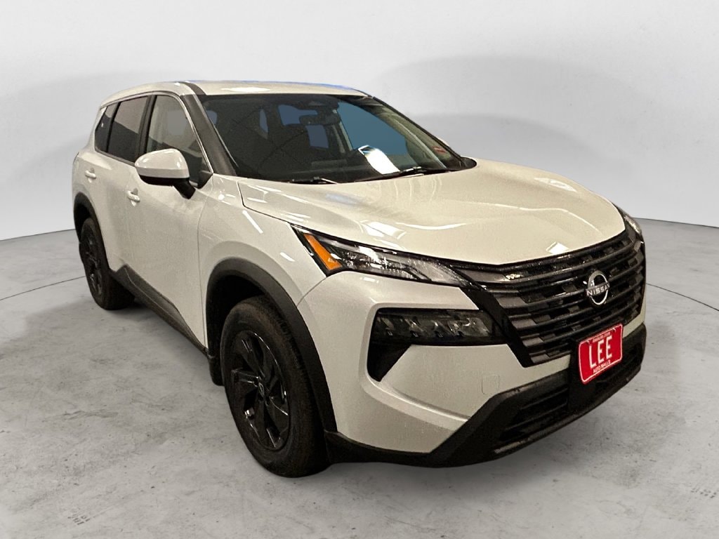 2026 Nissan Rogue SV - Photo 8