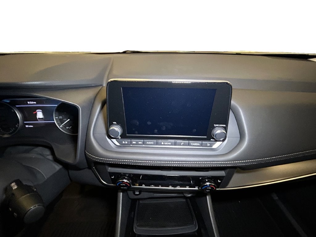 2026 Nissan Rogue SV - Photo 11