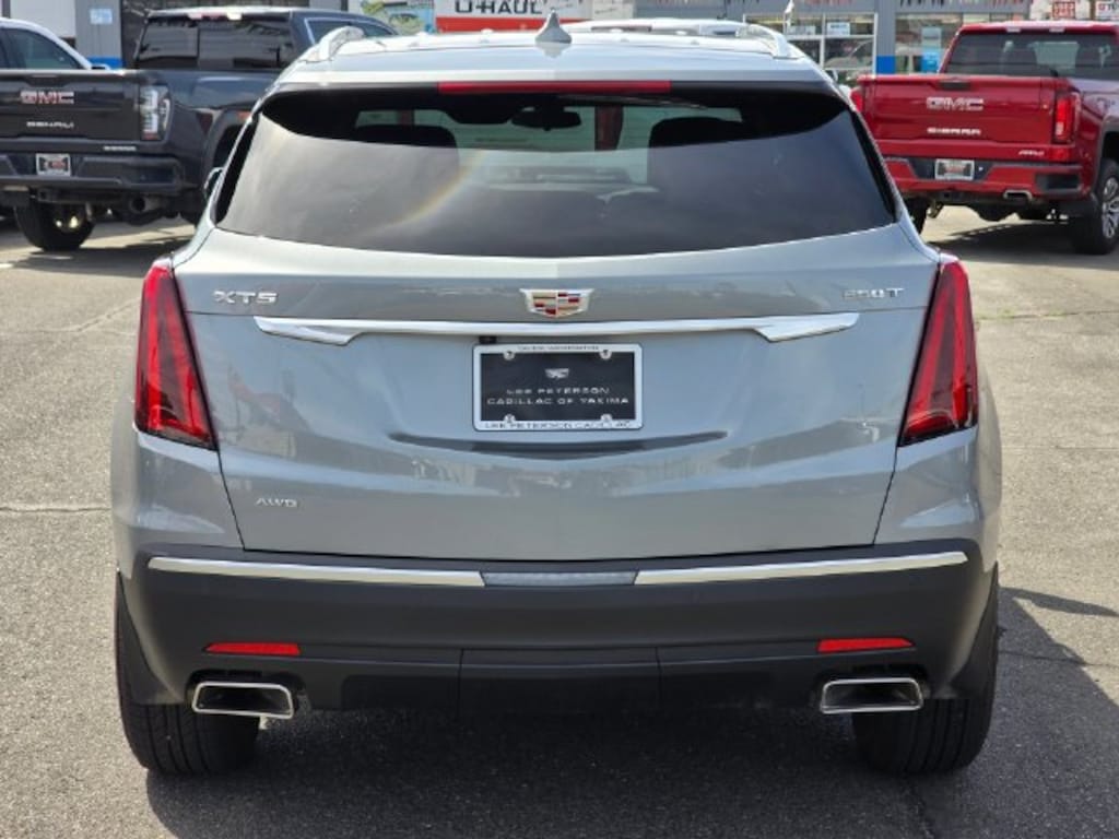 Used 2025 CADILLAC XT5 Luxury SUV