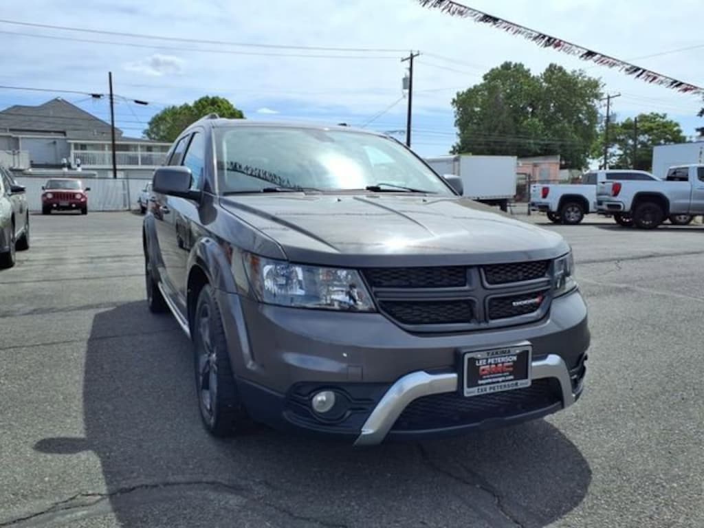 Used 2020 Dodge Journey Crossroad SUV